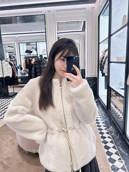 몽클레어 발루 시어링 숏 다운 자켓 BALLUE SHEARLING